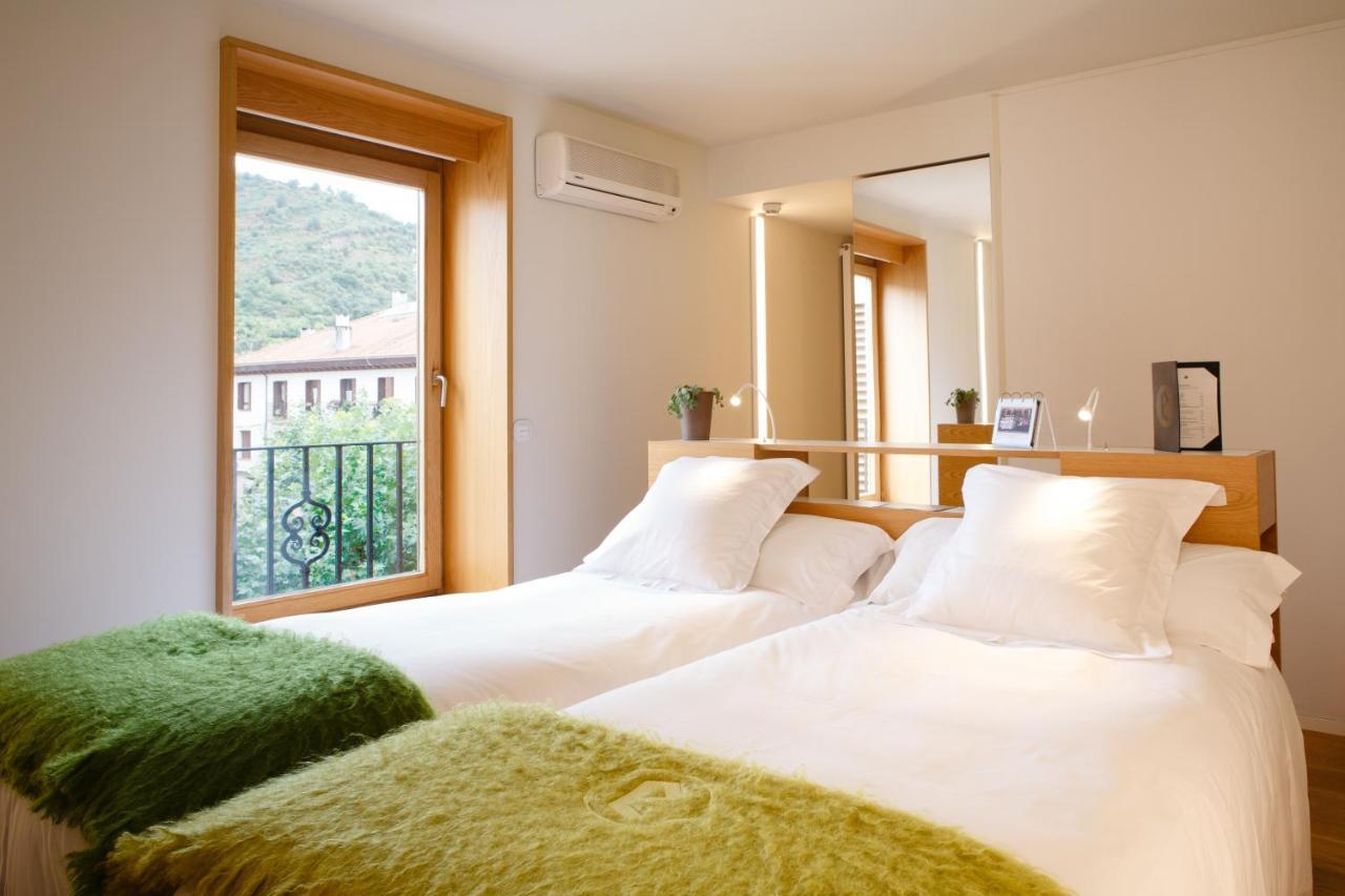 Hotel Echaurren Relais & Chateaux Ескарай Екстериор снимка