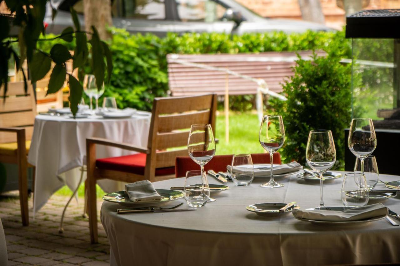 Hotel Echaurren Relais & Chateaux Ескарай Екстериор снимка